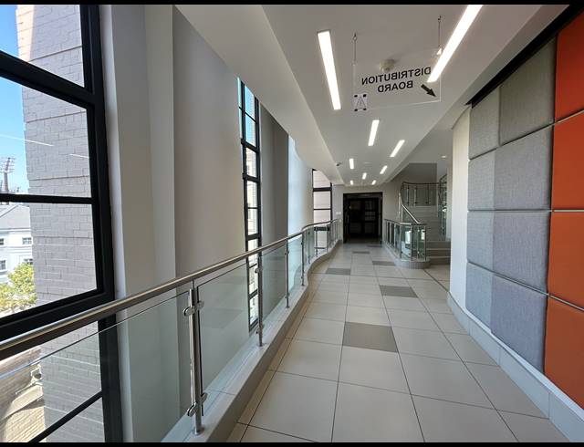 683.60M² BUILDING TO LET IN TYGER VALLEY
